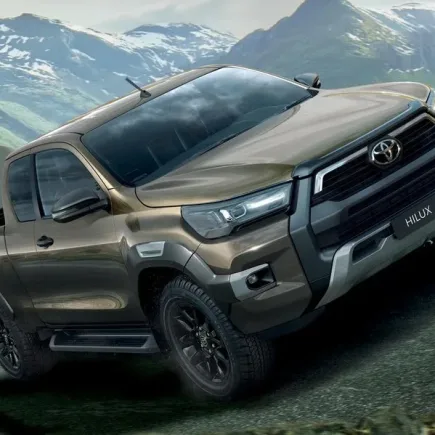 toyota hilux jpg