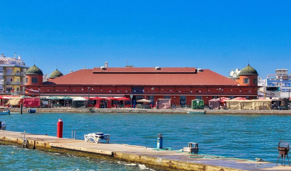 Tourisme au Portugal : les incontournables. Focus sur Olhão 1 olhao market jpg